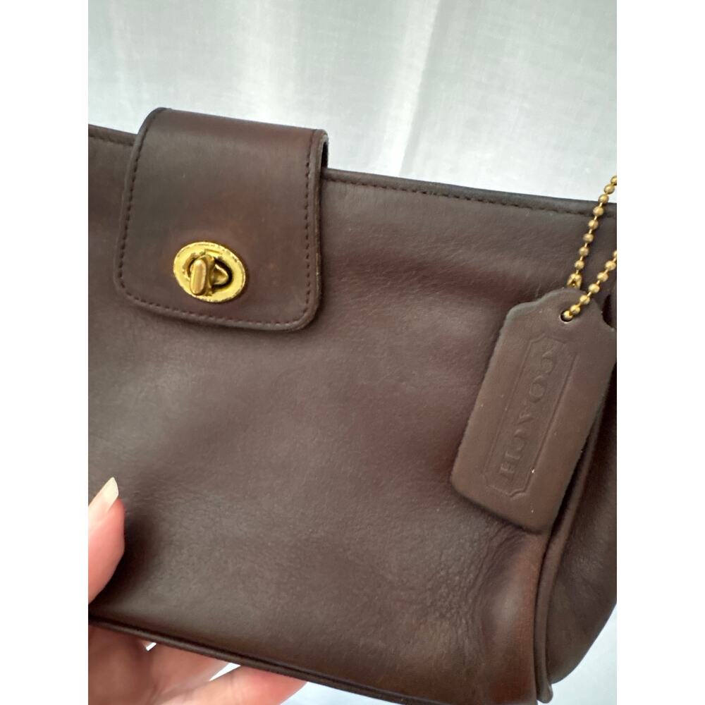 Coach Vintage Demi Mahogany Leather Crossbody Bag with Brass Turnlock 9154 - Picture 3 of 10